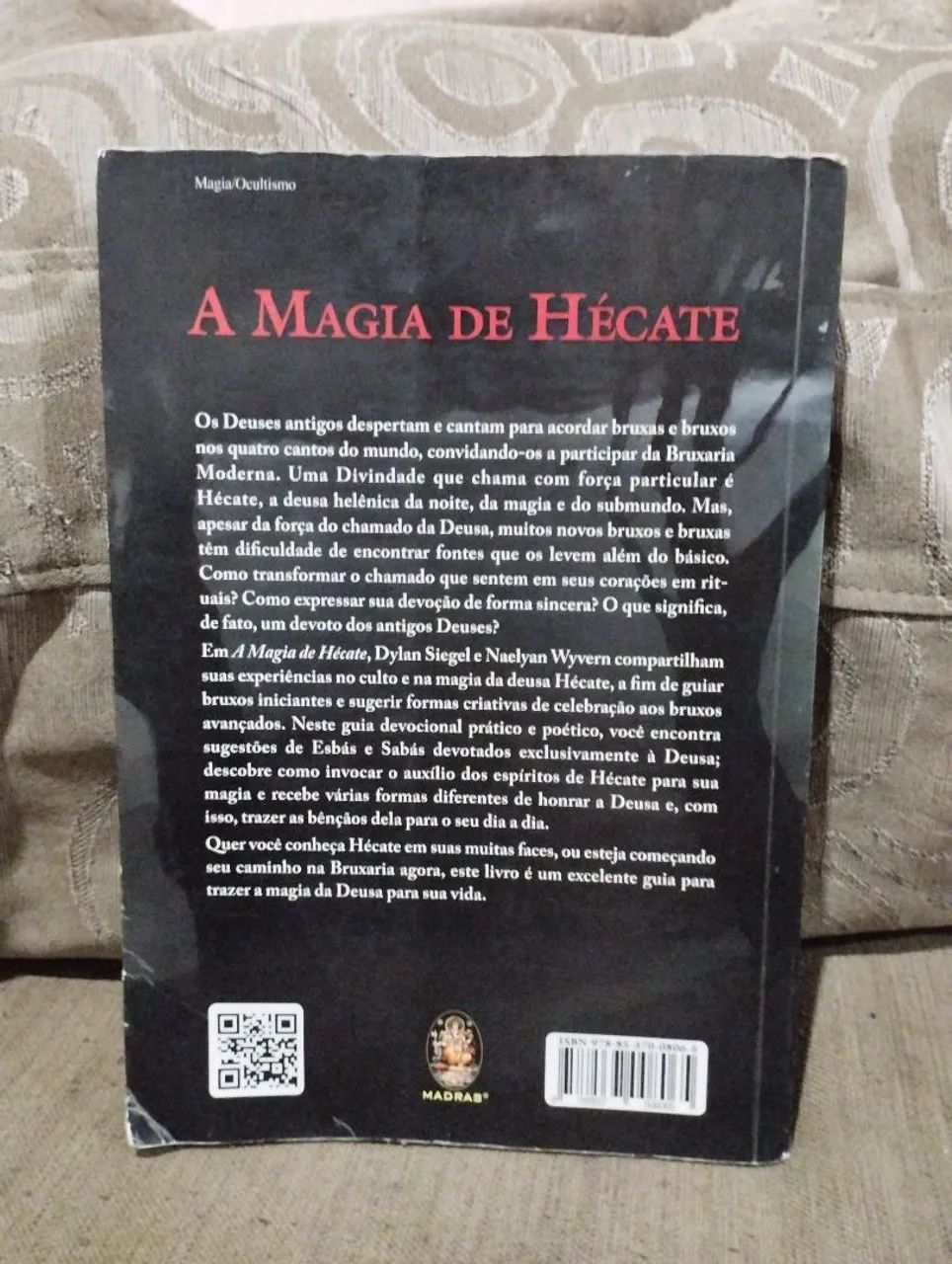 Livro A Magia de Hécate  - Foto 2