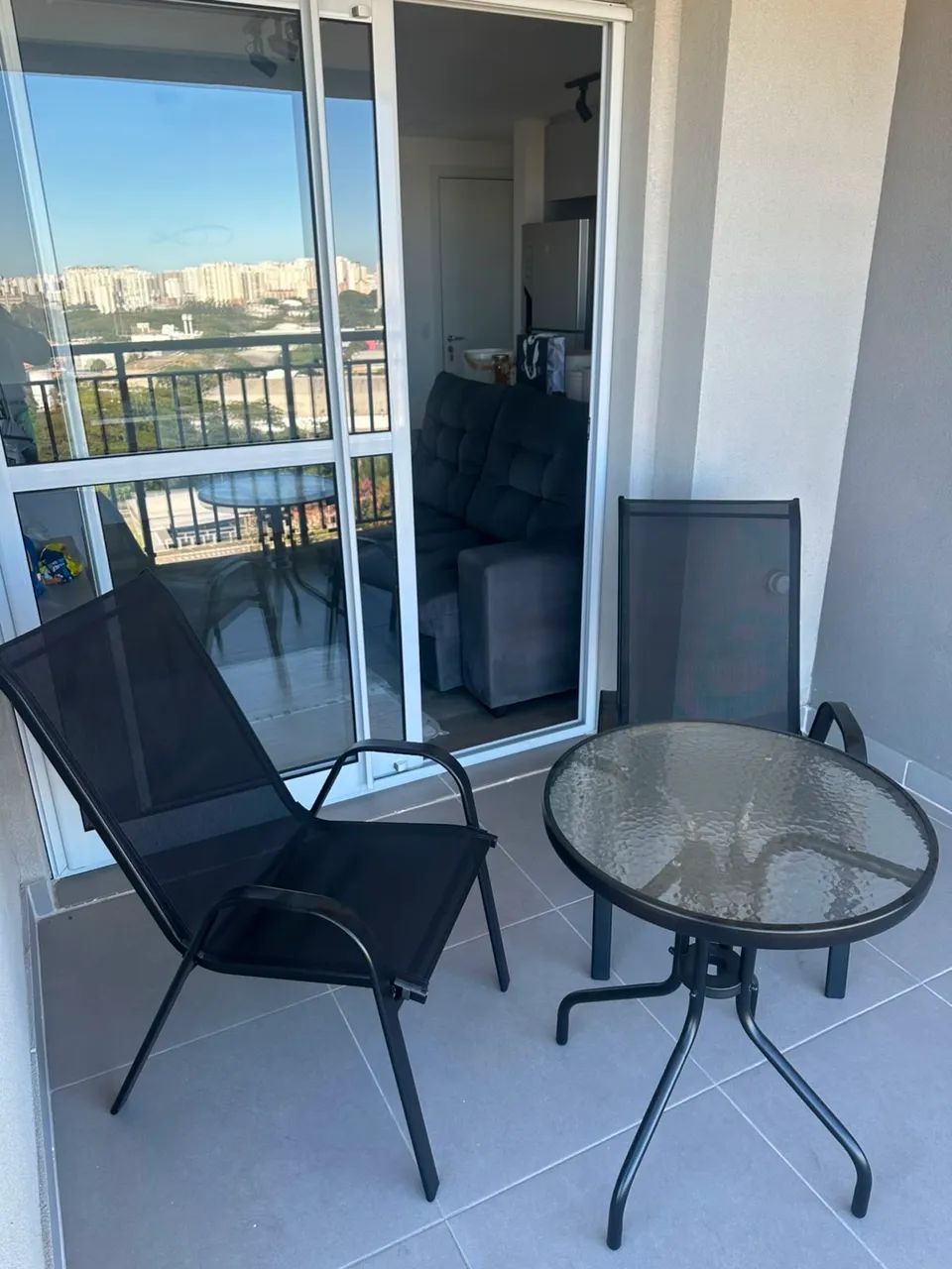 Conjunto de Mesa com 2 cadeiras - Foto 2