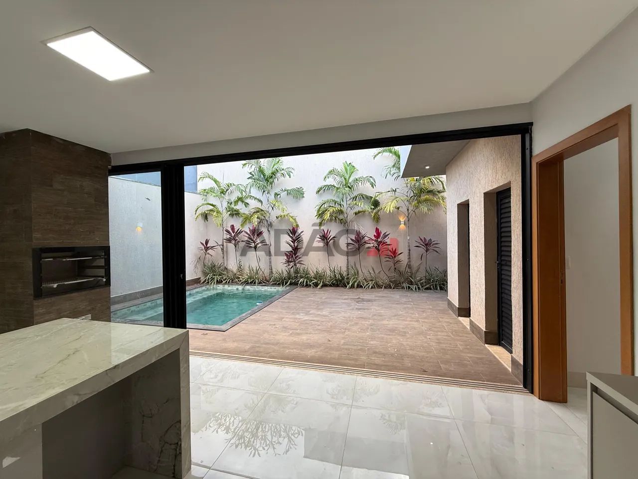 CASA TÉRREA PORTAL DO SOL GARDEN COM 4 SUÍTES E PISCINA - Foto 4