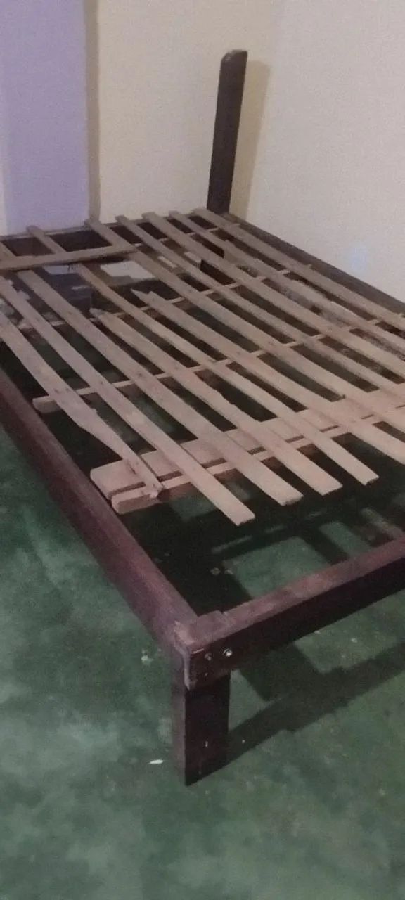 Cama de madeira ?