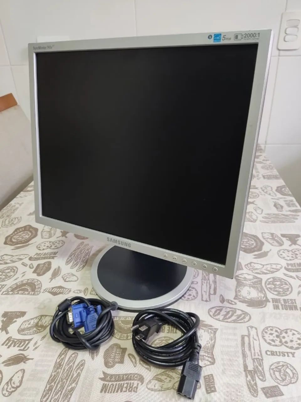 Monitor LCD 17 polegadas