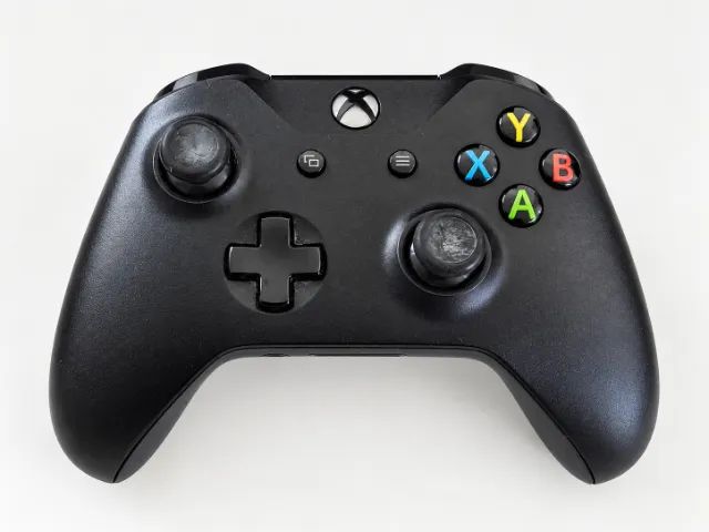 Microsoft Xbox One + Kinect + Controle Original + Fonte e Cabos - Foto 4
