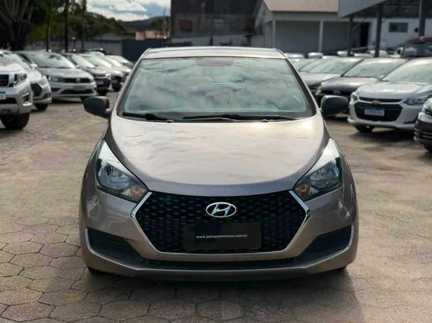 Hyundai HB20 Unique 1.0 Flex 12V Mec. 2019 - Foto 2