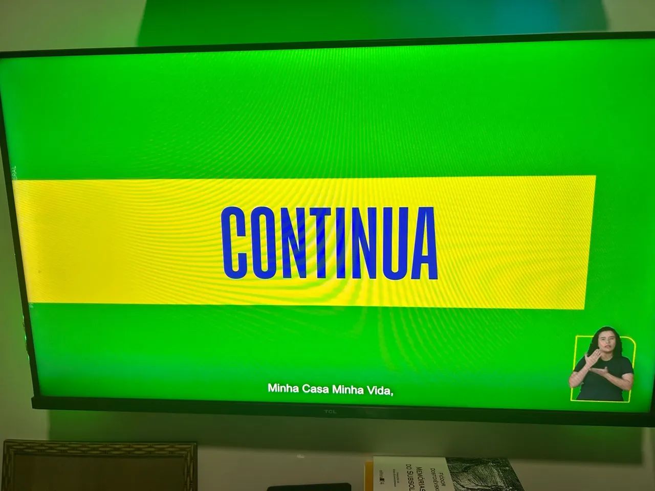 Vendo TV TCL 43 polegadas perfeita - Foto 3