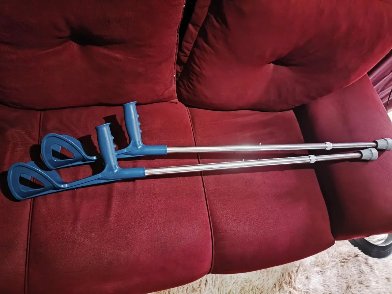 Par de muletas novas