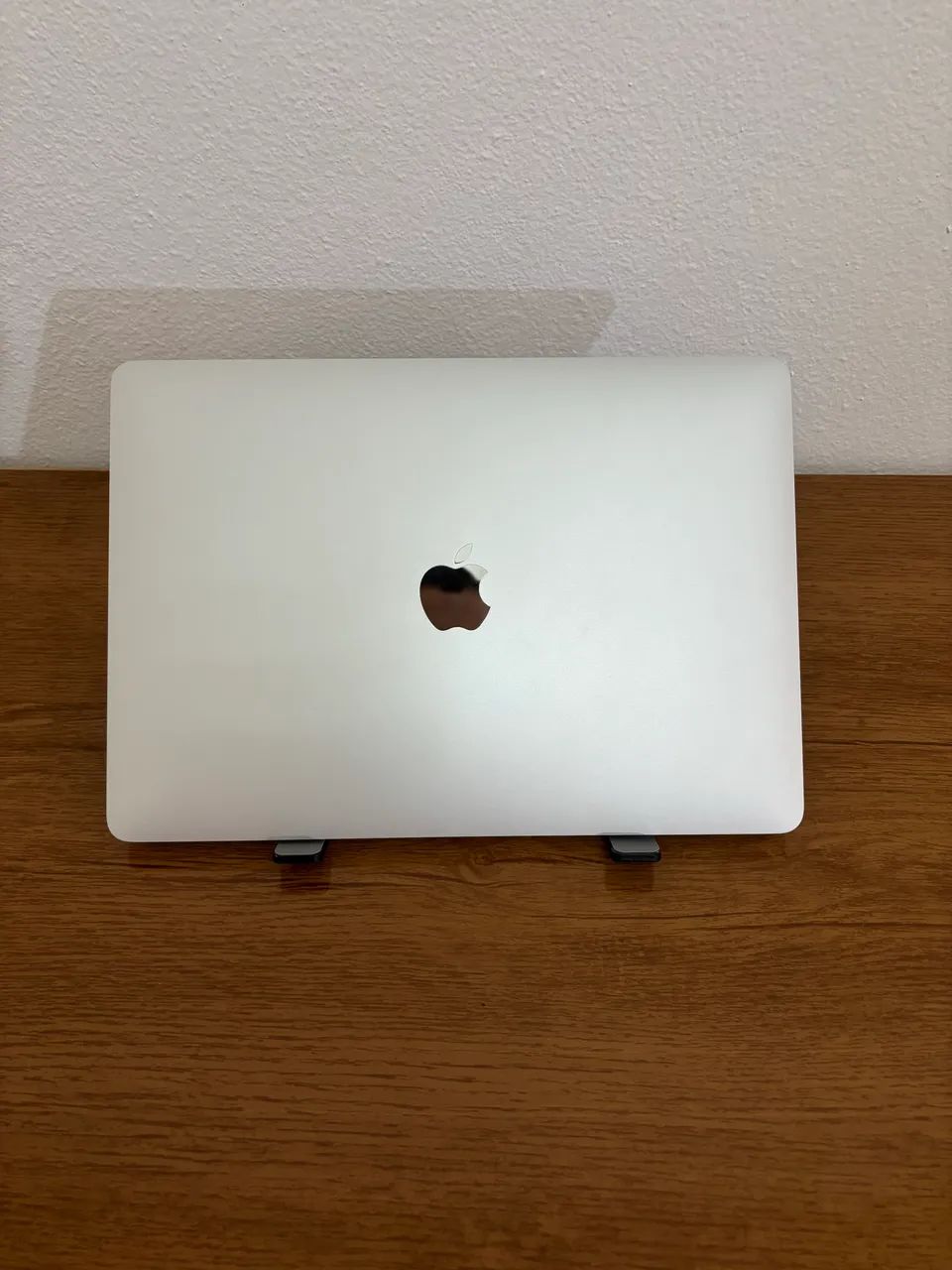 MacBook Pro 2019 Touch Bar | 256GB SSD | 8GB RAM | 182 Ciclos