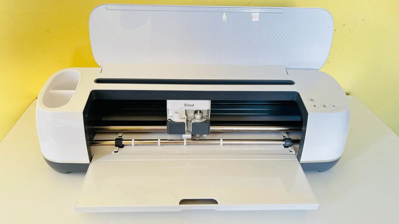 Cricut Maker em perfeito estado - Ideal para personalizados e papelaria  - Foto 3