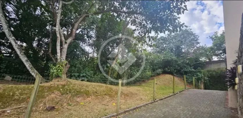 Terreno de 390m² em Condomínio Fechado no Rio Tavares - Foto 2