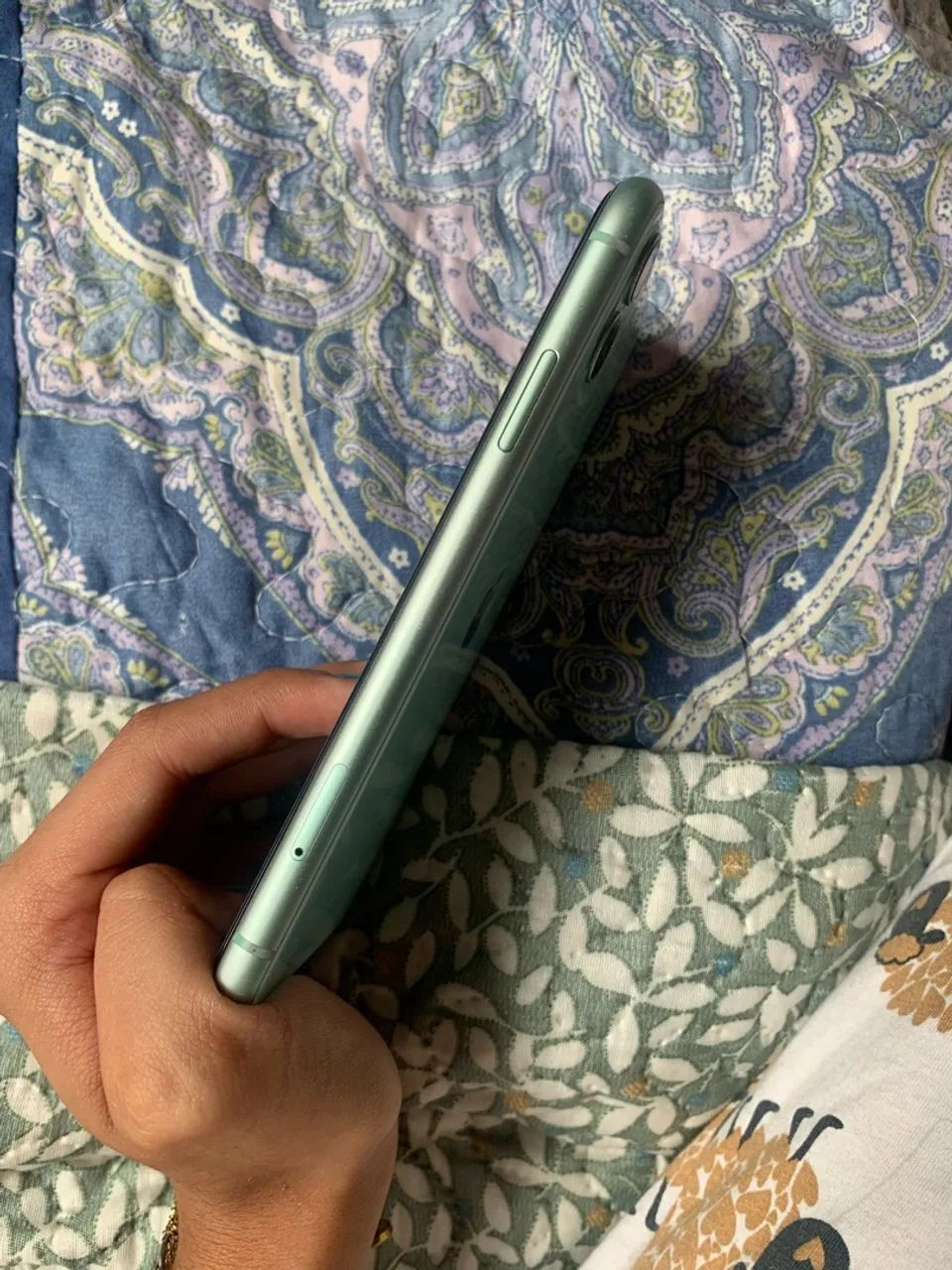 IPHONE 11 - MUITO CONSERVADO - Foto 2