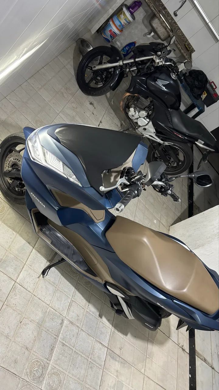 PCX 2023 DLX - Foto 4