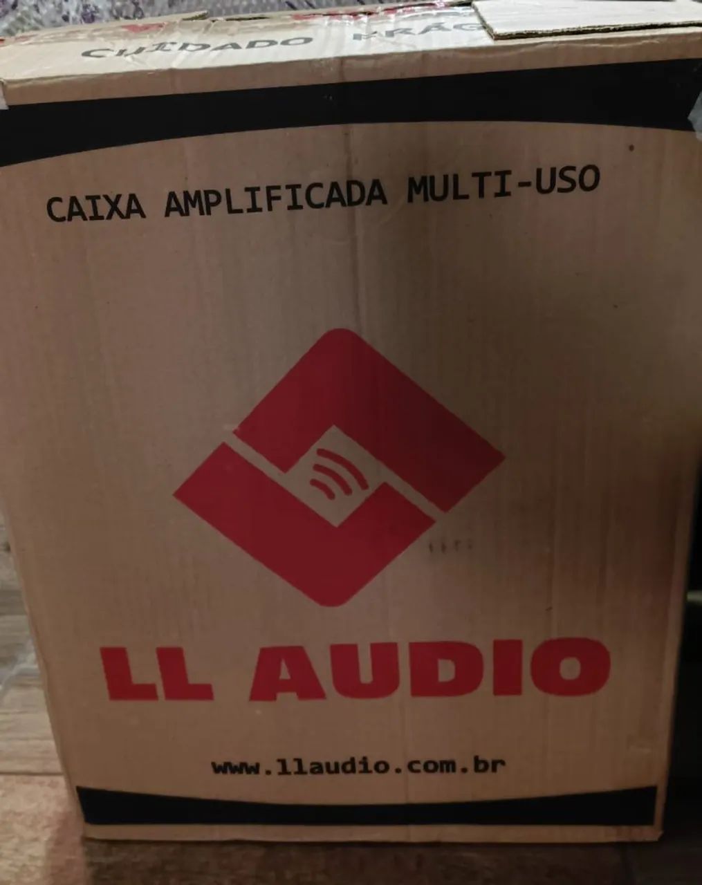 CAIXA AMPLIFICADA 