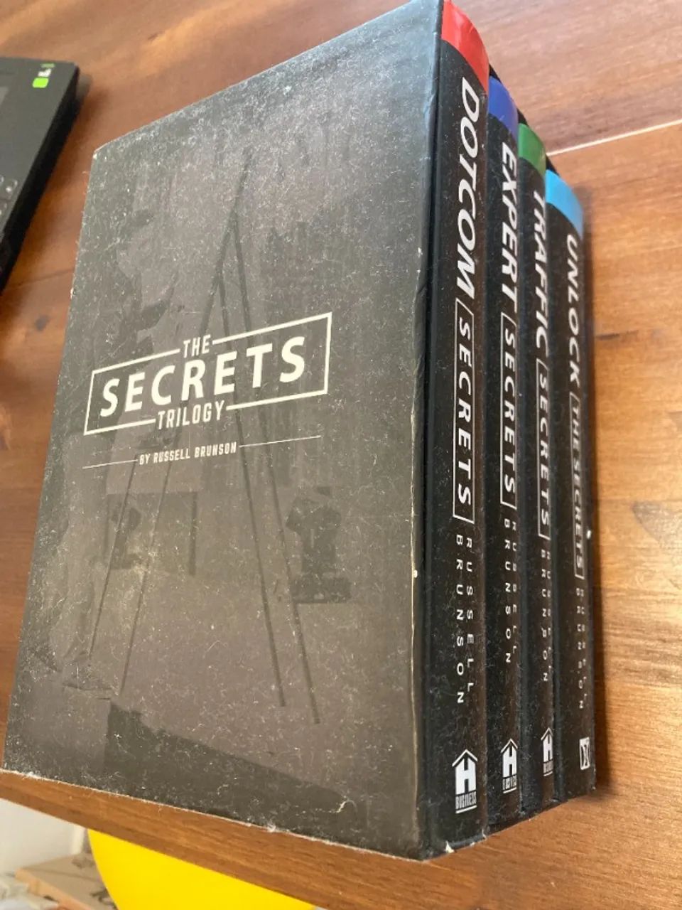 BOX RUSSELL BRUNSON - THE SECRETS TRILOGY - MARKETING DIGITAL - Foto 2