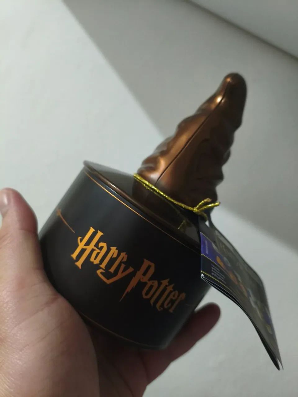 Lata Chapéu seletor Cacau Show. 