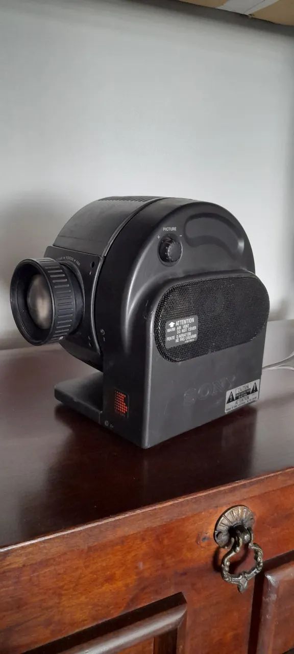 Projetor Sony CPJ 200, PARA DECORAÇÃO  - Foto 2