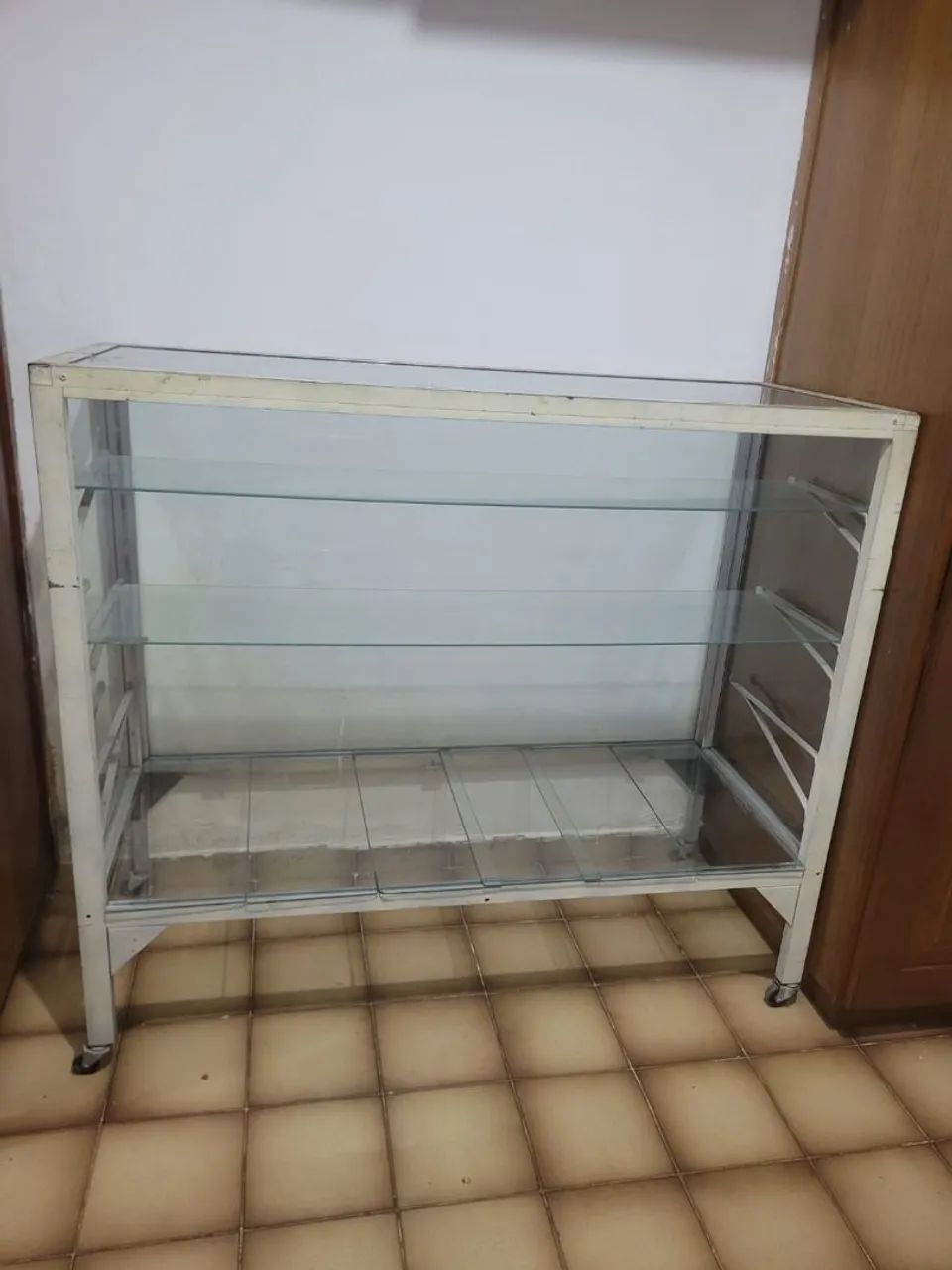 Balcão de vidro- vitrine, expositor, bancada