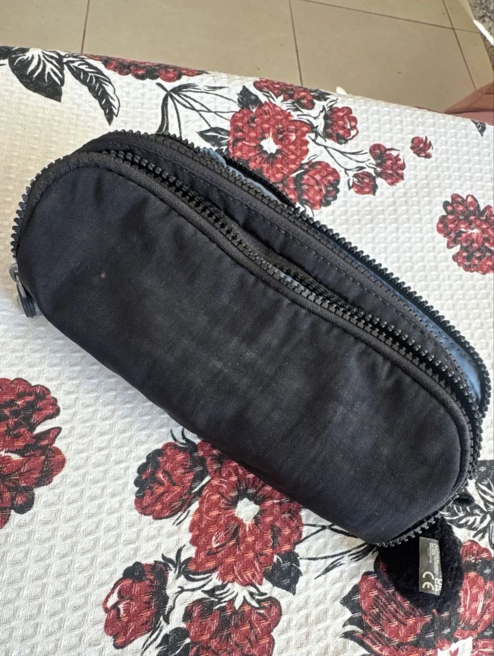 Estojo Kipling gitroy preto original  - Foto 4