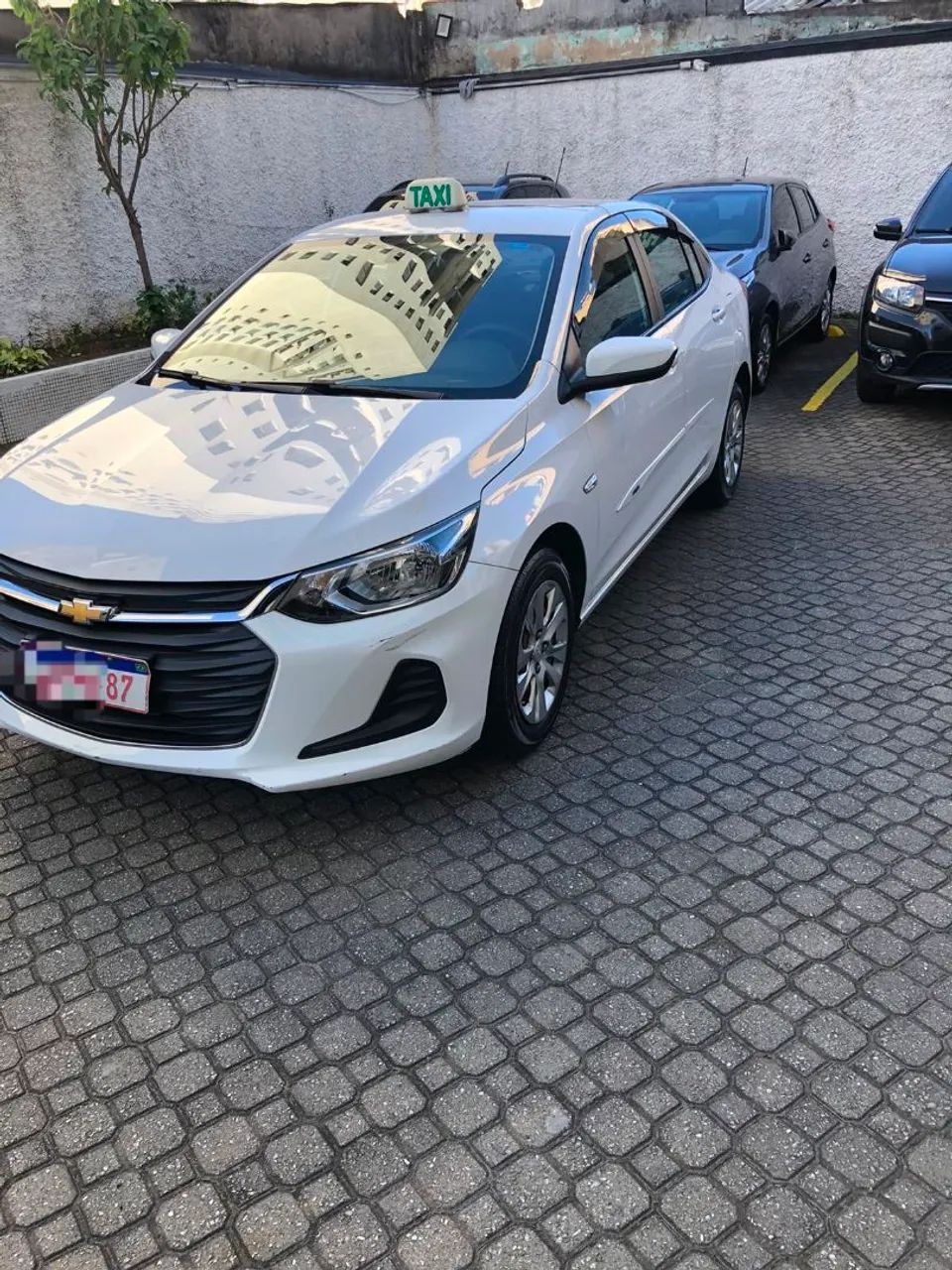Chevrolet Onix ONIX SEDAN Plus LT 1.0 12V Flex 4p Mec. 2020