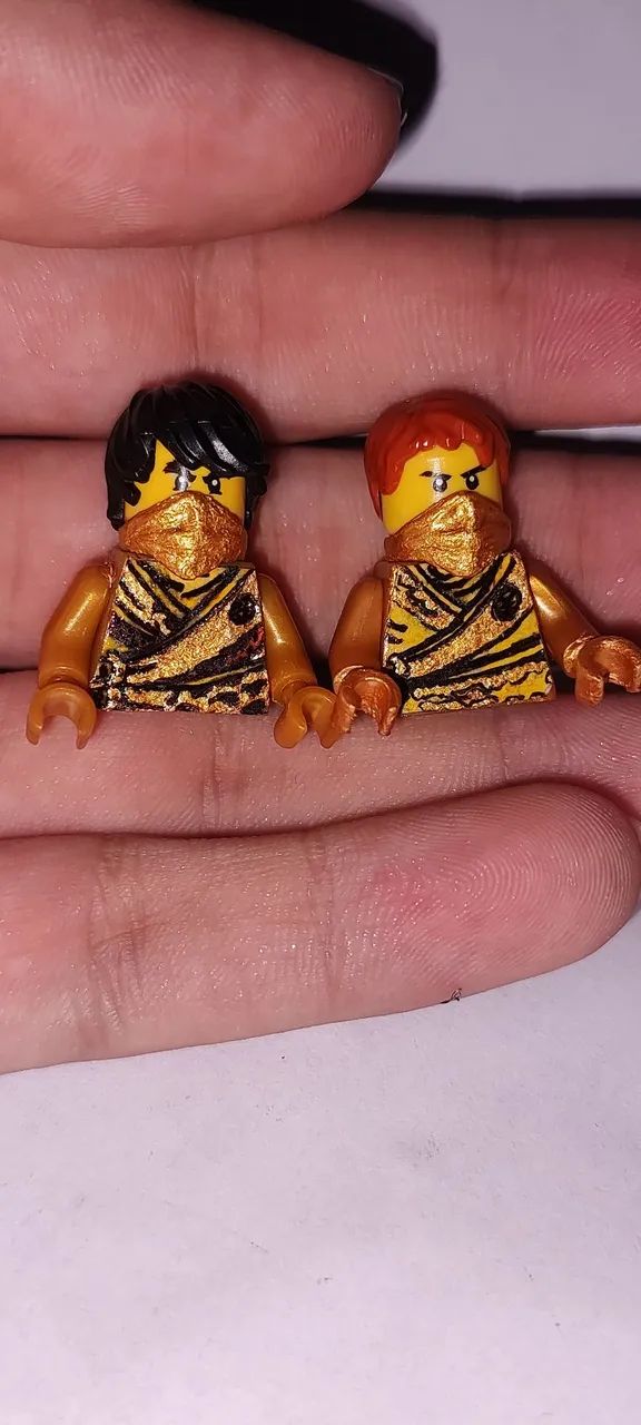 Lego Ninjago, torso do cole e Jay dourados , custom  - Foto 2