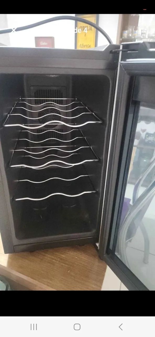 ADEGA CLIMATIZADA PARA 8 GARRAFAS DE VINHO. MARCA MIDEA. MODELO LIVEA. ESTADO DE NOVO - Foto 5