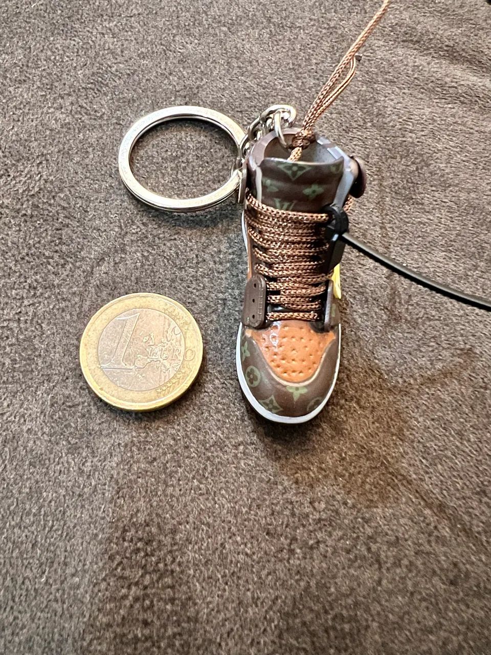Chaveiro Nike e Louis Vuitton  - Foto 2