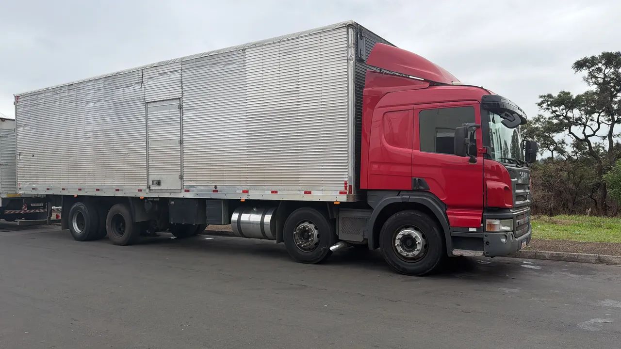 Scania P310 ano 2011