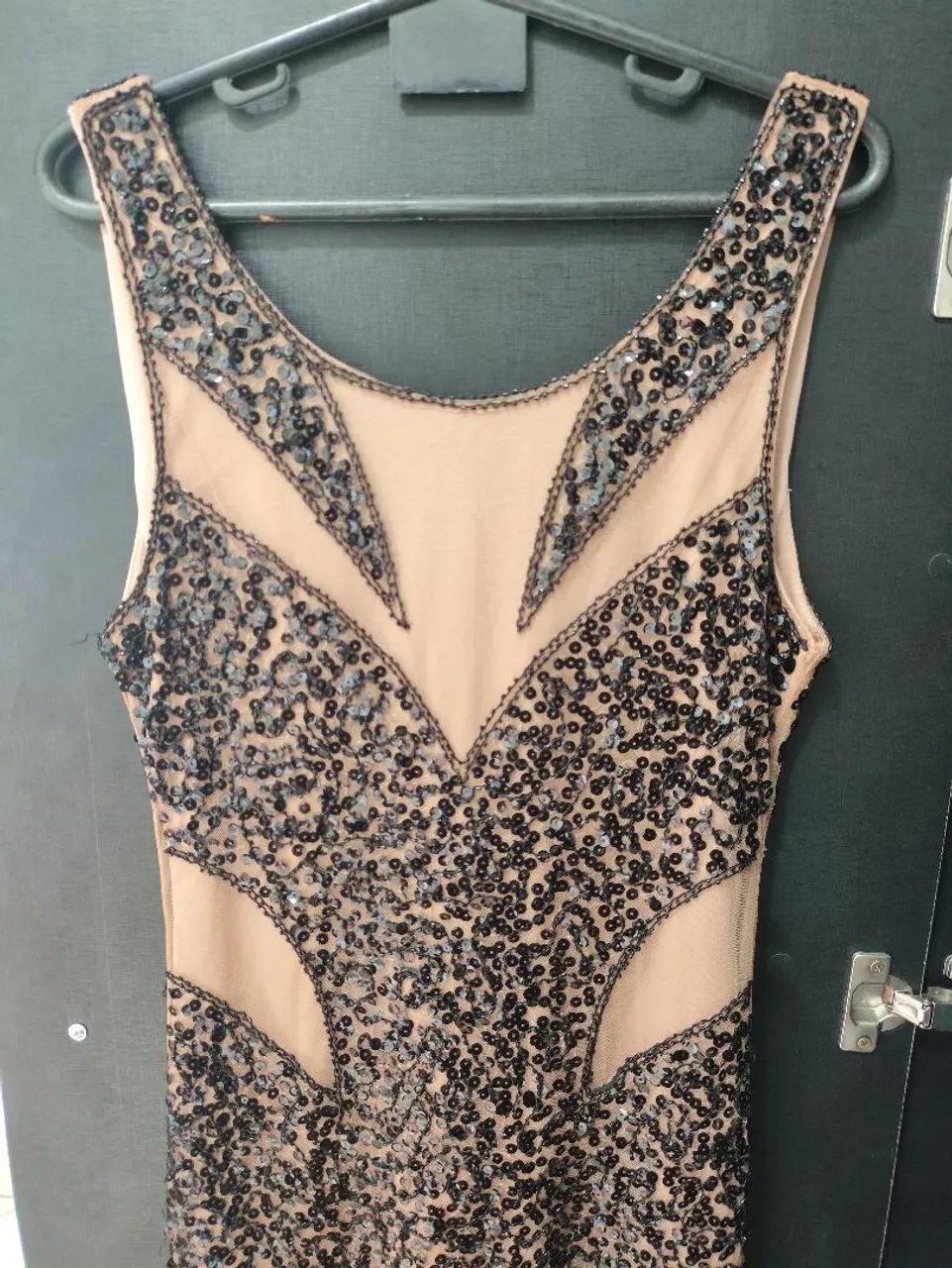 Vestido de festa com forro 