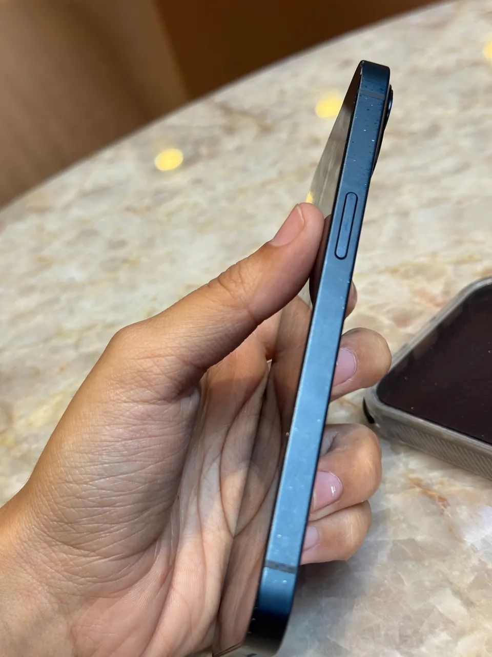 iPhone 13 83 de bateria  - Foto 4