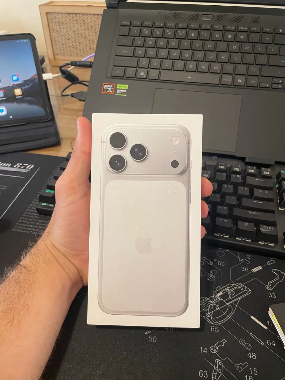 iPhone 17 Pro Max 256GB - Novo/Lacrado