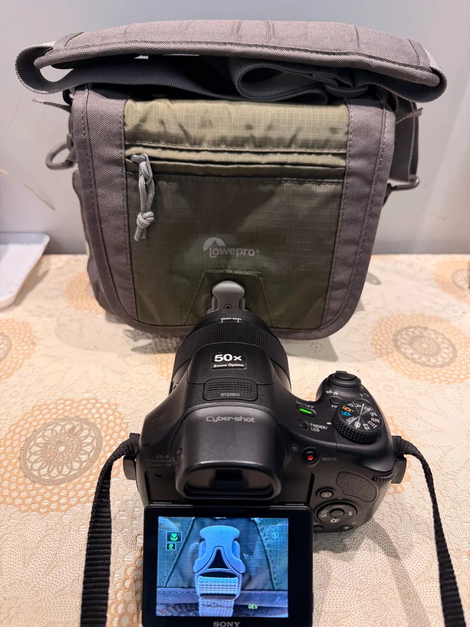 Câmera Sony DSC HX300 + Bolsa Lowepro - Foto 5