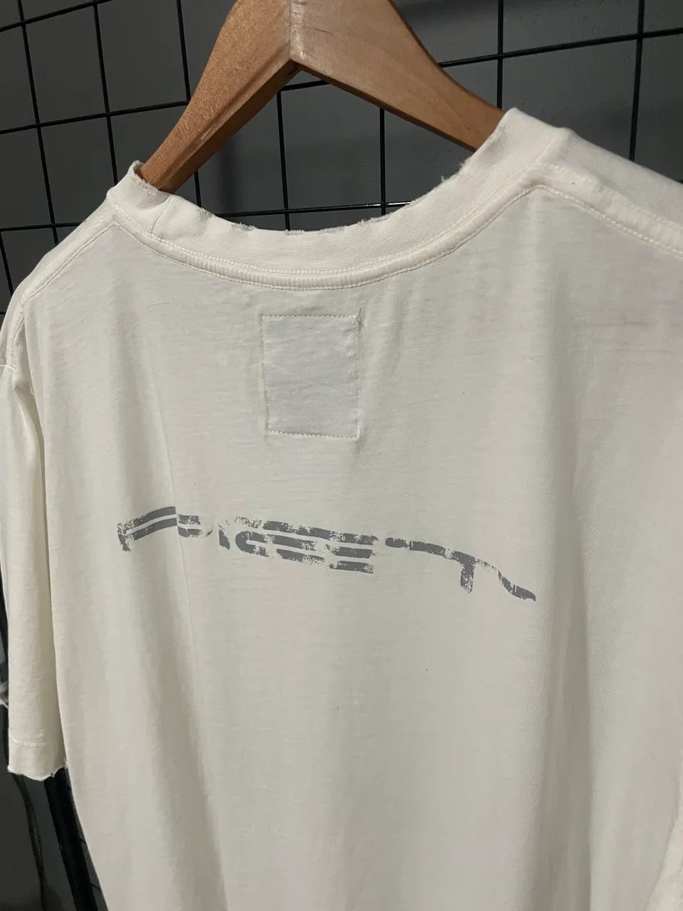Camiseta Oakley Caution Ripped - Foto 5