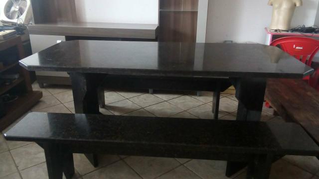 Jogo de mesa granito