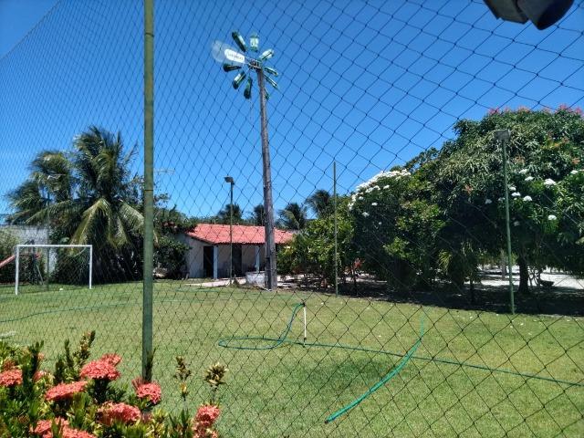 Espetacular casa com piscina e campo de futebol próximo as praias - Foto 2