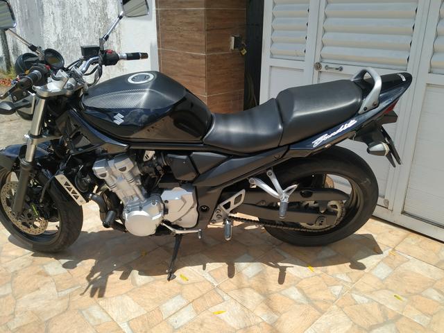Suzuki Bandit 650cc (Extra)