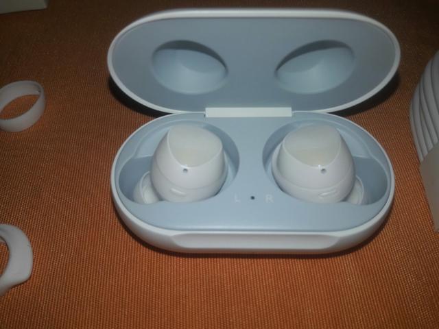 Vende-se fone via Bluetooth - Foto 2