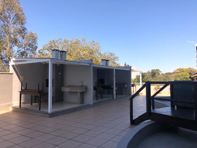 Belo Apartamento 2 Dormitórios no Panazzolo - Foto 17