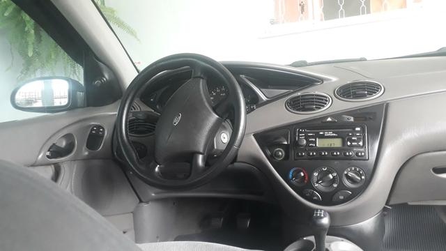 Ford Focus - Foto 5