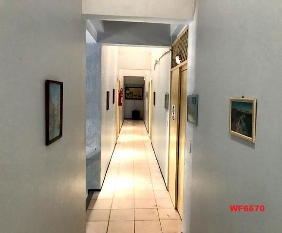 Pousada na praia do Futuro, 12 suítes, piscina, Hotel mobiliado, 50 metros para a praia - Foto 3