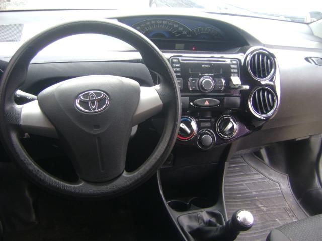 Toyota Etios 1.3 x 2014/2014 3519-1102 Simone - Foto 10