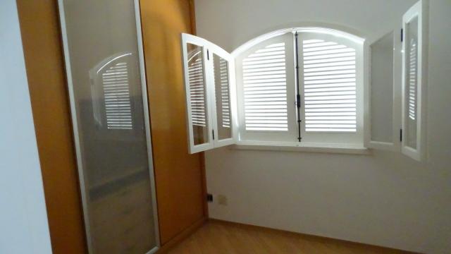 Alugo belíssima casa 4 dorm. condomínio Vila Nova Granja Viena - Foto 10