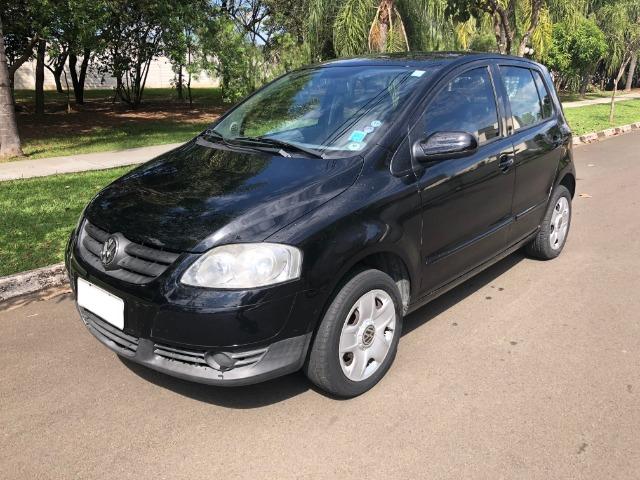 VW Fox 1.6Mi 2009 Completo Ar Dir. Virdro Trava Alarme - Foto 6