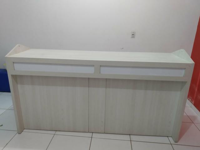 Balcão semi-novo