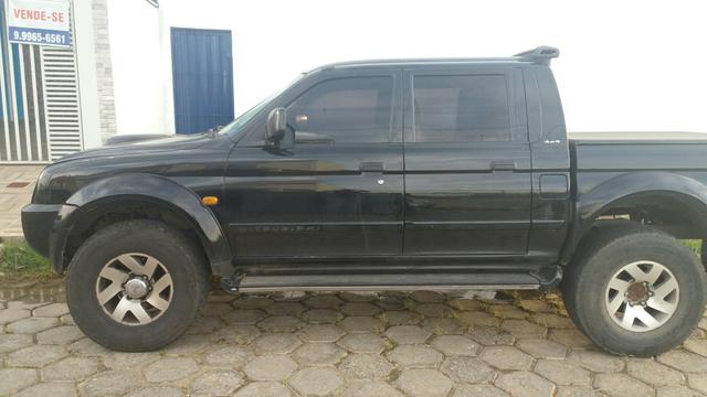 Mitsubishi L200 HPE 4X4 2.5 - Foto 5