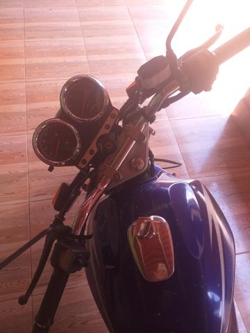 Moto Suzuki ies