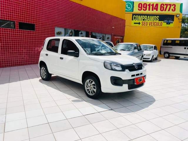 UNO 1.0 2018 COMPLETÃO  IMPECÁVEL   SUPER NOVO 