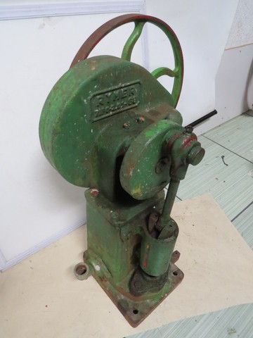 bomba de agua antiga - Foto 4