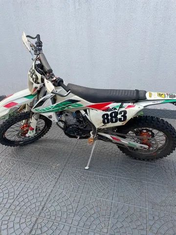 Moto de trilha: nova MXF 300 promete potência a bom preço - Motonline