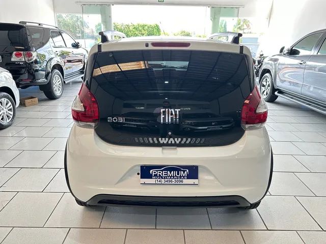 Comprar Hatch Fiat Mobi 1.0 4P Flex Evo Like Vinho 2017 em Bauru-SP