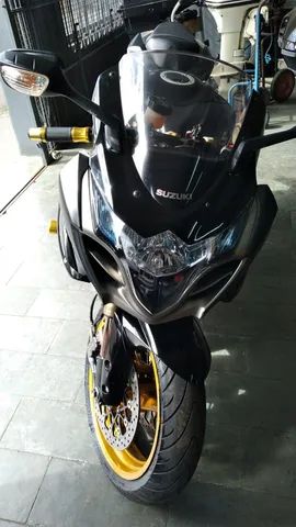 Moto Suzuki sred gsxr1000