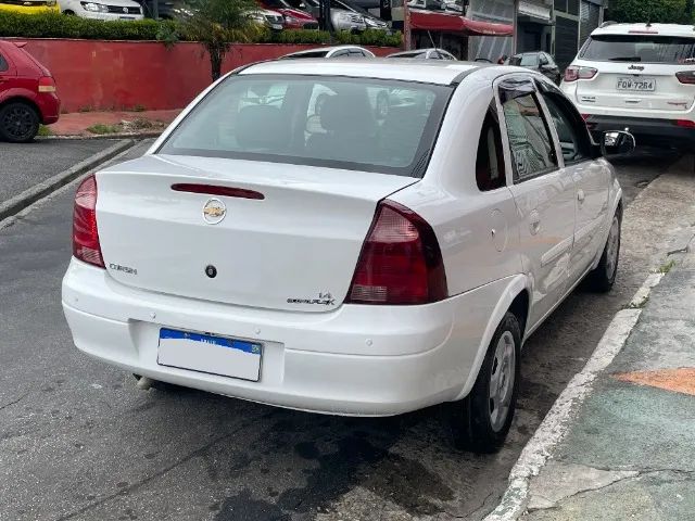 Chevrolet Corsa SEDAN PREMIUM 1.4 8V(ECONO.) por apenas R$ 19.900