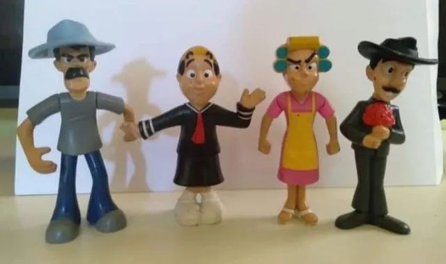 Alguns Bonecos da Turma do CHAVES Confira!